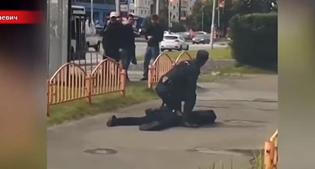 На месте теракта в Сургуте  Фото Стоп-кадр видео https://www.youtube.com/watch?v=kxrd-NF9rfE