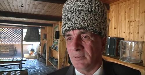 Руслан Гвашев. Кадр из видео пользователя pravakbr
https://www.youtube.com/watch?v=wZ4puMrbJSA&t=391s