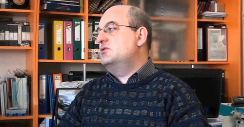 Политтехнолог Армен Бадалян. Кадр из видео пользователя
RegionCenterArmenia
https://www.youtube.com/watch?v=meVeIS9rOx0 Политтехнолог Армен Бадалян. Кадр из видео пользователя
RegionCenterArmenia
https://www.youtube.com/watch?v=meVeIS9rOx0