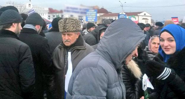 Жители Грозного. Фото Николая Петрова для "Кавказского узла"