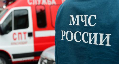Символика МЧС. Фото http://61.mchs.gov.ru/operationalpage/operational/item/6356949/ Символика МЧС. Фото http://61.mchs.gov.ru/operationalpage/operational/item/6356949/