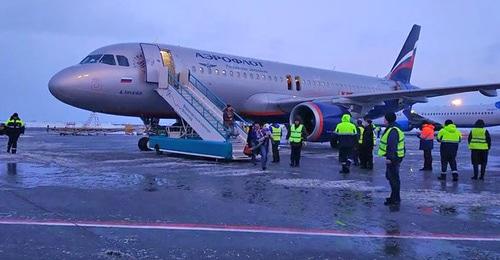 Приземление самолета в волгоградском аэропорту. 31 января 2018 г. Кадр из видео пользователя Евгений Костин https://www.youtube.com/watch?v=lmi9YoRfYt0
