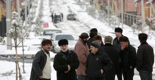 Жители Магаса. Ингушетия. Фото: REUTERS/Kazbek Basayev