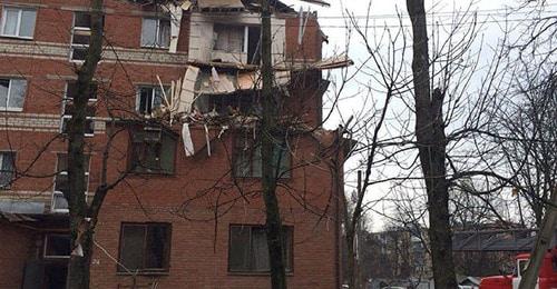 Жилой дом, где произошел взрыв газа. Краснодар. Фото: Пресс-служба МЧС России Жилой дом, где произошел взрыв газа. Краснодар. Фото: Пресс-служба МЧС России