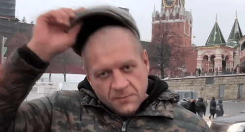 "Рамзан Ахматович, я снимаю перед Вами шляпу!". Эти слова Александр Емельяненко произнес 10 декабря 2017 года в знак признания боевого мастерства главы Чечни. 
https://www.youtube.com/watch?v=nTONjrlr-pk