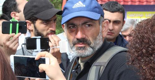 Лидер протестов Никол Пашинян. Фото Тиграна Петросяна для "Кавказского узла" Лидер протестов Никол Пашинян. Фото Тиграна Петросяна для "Кавказского узла"