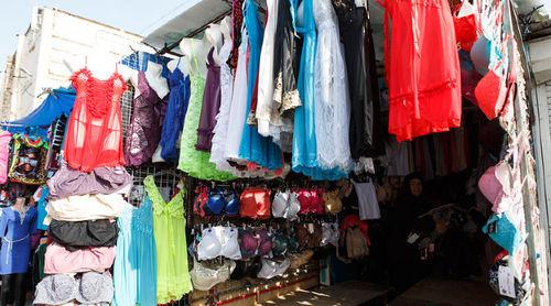 Товар на рынке. Фото Николай Хижняк, ЮГА.ру
