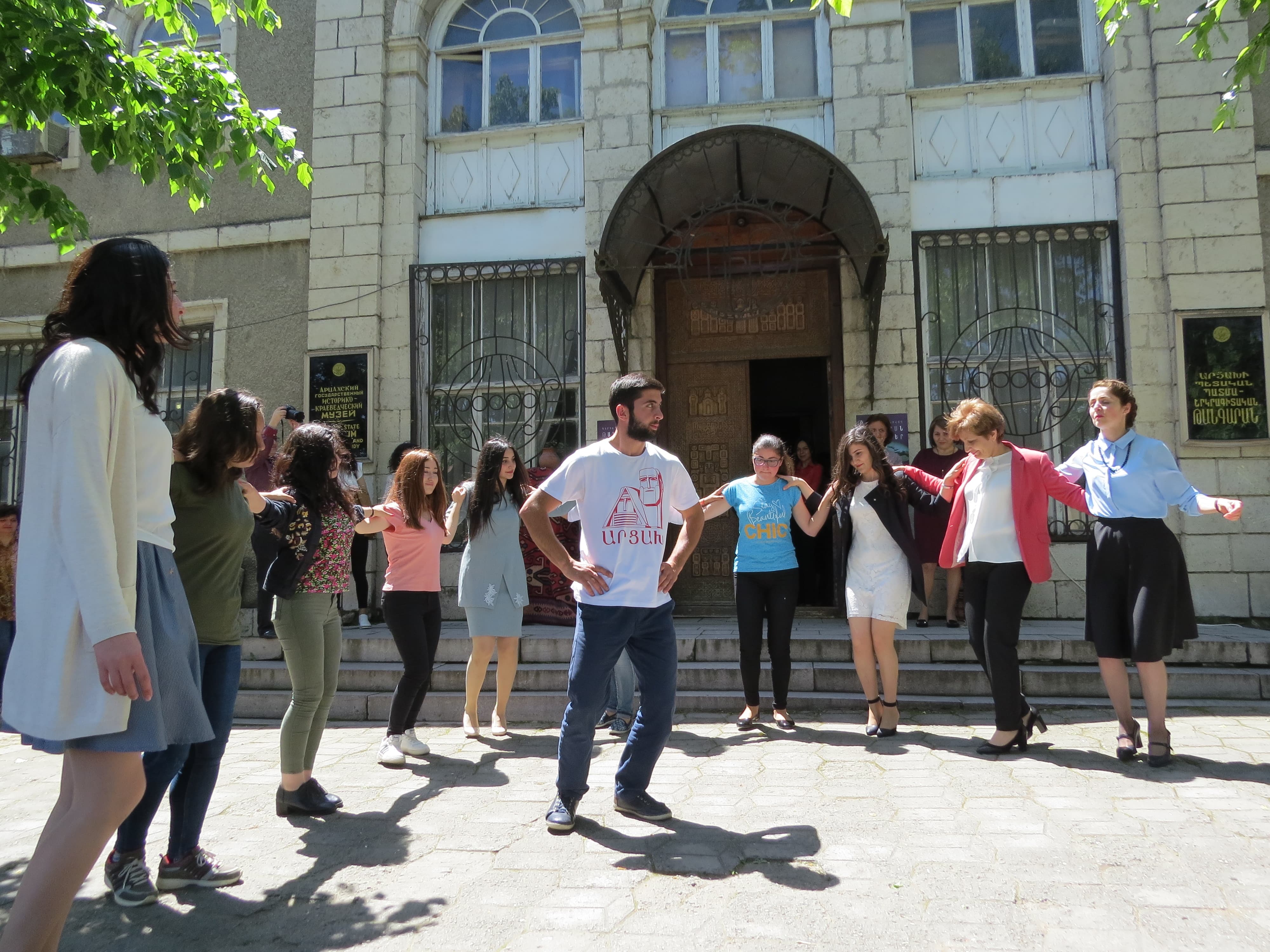 На акции "Ночь музеев" в Степанакерте. 18 мая 2018 года. ФОто Алвард Григорян для "Кавказского узла"