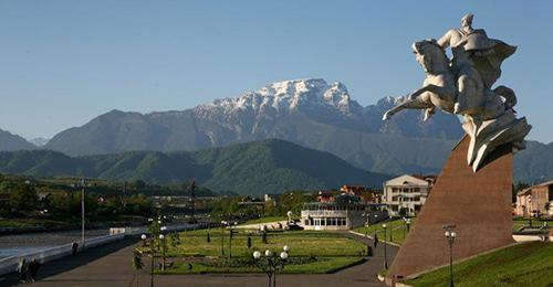 Владикавказ. Фото: Menders https://ru.wikipedia.org Владикавказ. Фото: Menders https://ru.wikipedia.org