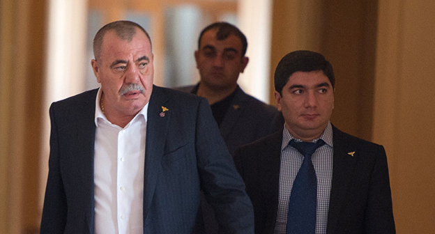  Манвел Григорян. Фото © Sputnik / Asatur Yesayants


Читать далее: https://ru.armeniasputnik.am/politics/20180424/11652198/serzh-sargsyan-ne-dopustil-primeneniya-sily---general.html 