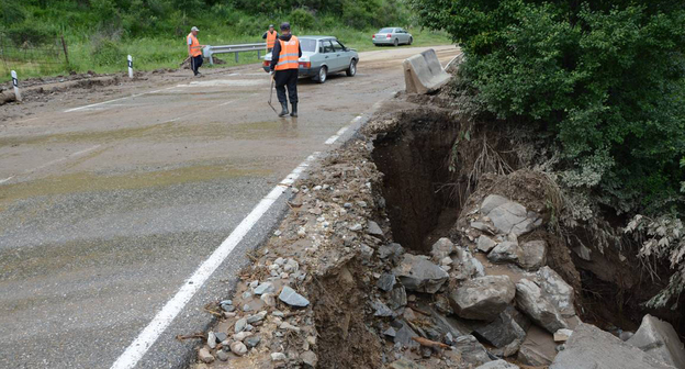 Псоледствия селя в  КЧР Фото http://09.mchs.gov.ru/operationalpage/operational/item/7066131/