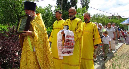 Крестный ход в Волгограде от храма в честь иконы Божьей матери «Нечаянная радость». Фото Вячеслава Ященко для "Кавказского узла"