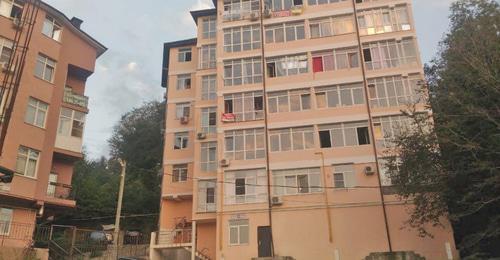 Жилой дом по улице Тепличная, 38. Сочи. Фото Светланы Кравченко для "Кавказского узла" Жилой дом по улице Тепличная, 38. Сочи. Фото Светланы Кравченко для "Кавказского узла"