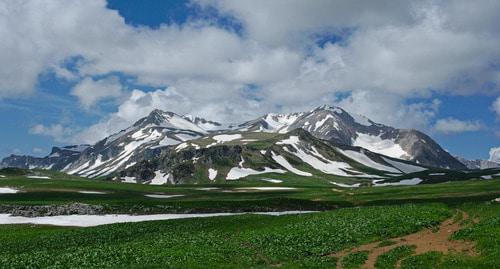 Ледник в КЧР. Фото с сайта commons.wikimedia.org Ледник в КЧР. Фото с сайта commons.wikimedia.org