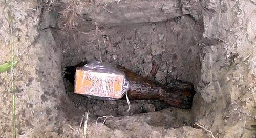 76-миллиметровый артиллерийский снаряд времен Великой Отечественной войны со следами коррозии. / Фото http://rosgvard.ru/ru/news/article/v-krasnodare-i-adygee-vzryvotexniki-omon-obsledovali-i-unichtozhili-boepripasy-vremen-velikoj-otechestvennoj-vojny 76-миллиметровый артиллерийский снаряд времен Великой Отечественной войны со следами коррозии. / Фото http://rosgvard.ru/ru/news/article/v-krasnodare-i-adygee-vzryvotexniki-omon-obsledovali-i-unichtozhili-boepripasy-vremen-velikoj-otechestvennoj-vojny