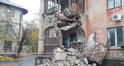 Жилой дом частично обрушился в Волгограде. 25 октября 2018 г. Фото: ГУ МЧС России http://34.mchs.gov.ru/ Жилой дом частично обрушился в Волгограде. 25 октября 2018 г. Фото: ГУ МЧС России http://34.mchs.gov.ru/