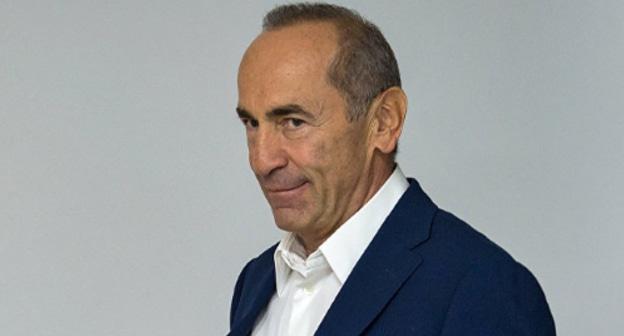 Роберт Кочарян. Фото:© Sputnik / Asatur Yesayants
https://ru.armeniasputnik.am/politics/20181110/15600024/advokaty-kocharyana-obratilis-v-espch.html 