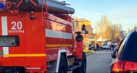 Пожарная машина в Волгограде . фото: ГУ МЧС по Волгоградской области Пожарная машина в Волгограде . фото: ГУ МЧС по Волгоградской области