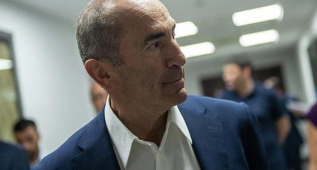 Роберт Качарян. Фото © Sputnik / Asatur Yesayants https://ru.armeniasputnik.am/politics/20180904/14244201/kocharyan-ne-smozhet-pokinut-armeniyu---sledstvie-ustanovilo-meru-presecheniya.html
