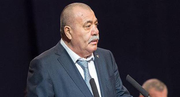 Манвел Григорян. Фото Sputnik / Karen Yepremyan https://ru.armeniasputnik.am/incidents/20180620/12773855/u-shurina-generala-manvela-nashli-minoiskatel-mech-i-tureckoe-ruzhe-sarsilmaz.html
Уд