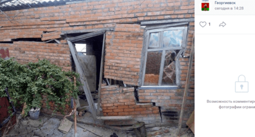 Оползень в Георгиевске. Фото Скриншот публикации об оползне в Георгиевске 9 апреля 2019 года, https://vk.com/wall-106611_291284