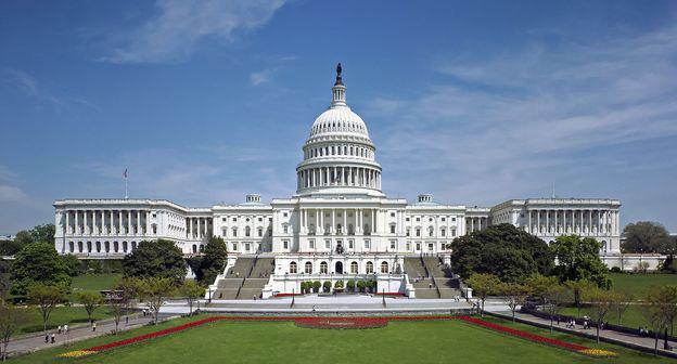 Капитолий Вашингтона, где заседает Конгресс США. Фото: https://wikipedia.org (общественное достояние)