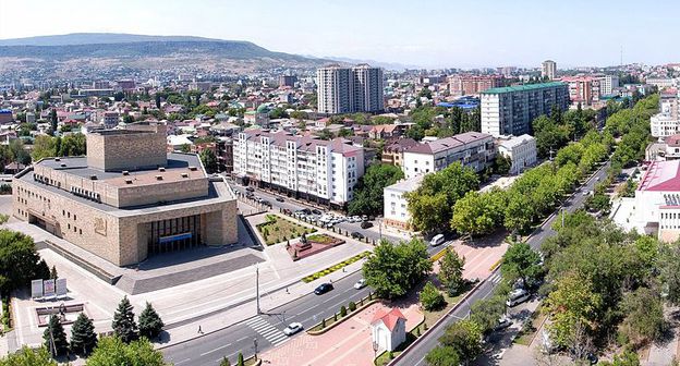 Махачкала. Фото: Шамиль Магомедов / Creative Commons Attribution-Share Alike 2.0 Generic https://commons.wikimedia.org/wiki/File:Capital_of_Dagestan.jpg?uselang=ru