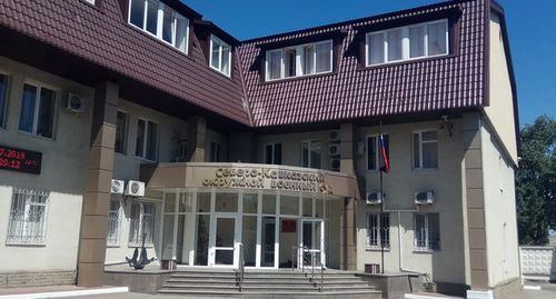 Вход в Северо-Кавказский окружной военный суд. Фото Константина Волгина для "Кавказского узла"