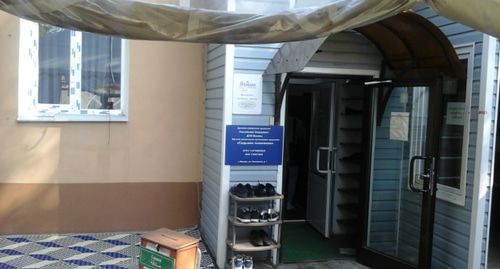 Вход в мечеть на Басовской улице в Москве. Фото Рустама Джалилова для "Кавказского узла".