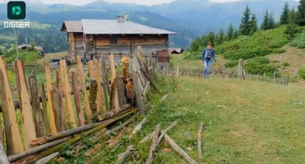 Грузия. Скриншот с видео "Georgia Pastoral Tourism * Эко туризм в Грузии" пользователя 
Matvey Mosiahin, https://www.youtube.com/watch?v=pMkU7NkpZkM