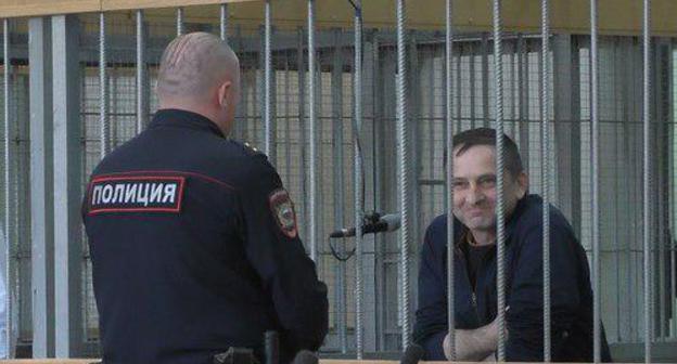 Тимур Хамхоев в военном суде Нальчика. Кадр видео "Кавказского узла"