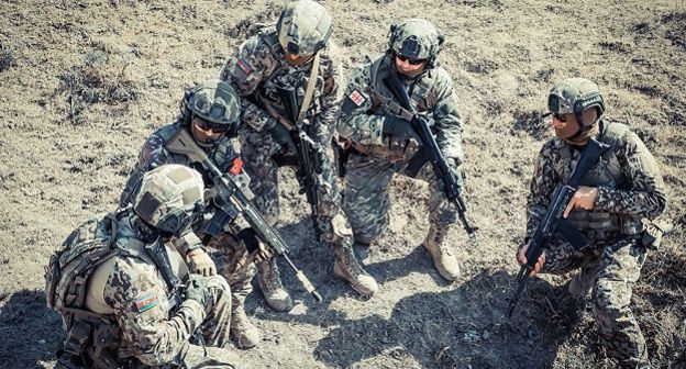 Азербайджанские военные. Фото Минобороны Азербайджана: https://mod.gov.az/ru/news/proveden-ocherednoj-etap-uchenij-kavkazskij-oryol-2019-28651.html
