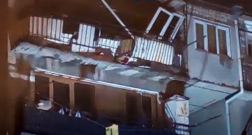 Последствия взрыва газа в Тбилиси 28.10.2019. Фото: кадр видео sputnil-georgia https://sputnik-georgia.ru/video/20191028/246871398/V-tsentre-Tbilisi-novyy-vzryv-neskolko-kvartir-razrusheny-vzorvavshimsya-gazom.html Последствия взрыва газа в Тбилиси 28.10.2019. Фото: кадр видео sputnil-georgia https://sputnik-georgia.ru/video/20191028/246871398/V-tsentre-Tbilisi-novyy-vzryv-neskolko-kvartir-razrusheny-vzorvavshimsya-gazom.html