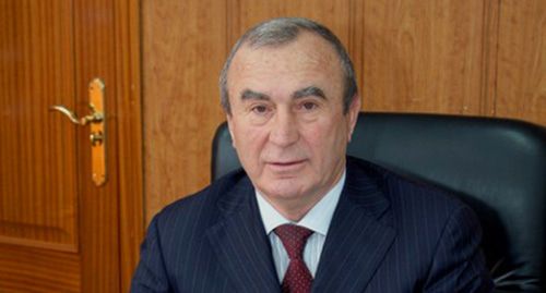 Джамалудин Омаров. Фото: пресс-служба партии "Единая Россия", Республика Дагестан https://dagestan.er.ru/news/2013/4/8/dzhamaludin-omarov-predvaritelnoe-vnutripartijnoe-golosovanie-delaet-zhizn-partii-bolee-otkrytoj/