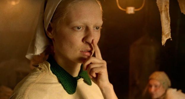 Кадр фильма "Дылда" из официального трейлера https://www.ivi.ru/watch/411800/trailers