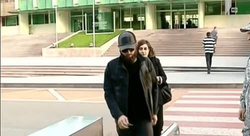 Морис Мачаликашвили с адвокатом. Кадр видео Georgian Public Broadcaster https://www.youtube.com/watch?v=ekO1S9_4iw0 Морис Мачаликашвили с адвокатом. Кадр видео Georgian Public Broadcaster https://www.youtube.com/watch?v=ekO1S9_4iw0