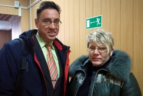 Подсудимый Сергей Мельник с женой. Волгоград, 6 февраля 2020 года. Фото Татьяны Филимоновой для "Кавказского узла".