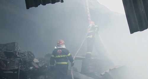 Пожар. Стоп-кадр видео https://www.facebook.com/Postv.DgisPosti/videos/333905524196239/UzpfSTEzODE4Mzk5ODIxMjAyMzA6MjI0MjU0ODc2MjcxNjAxMA/?type=3 Пожар. Стоп-кадр видео https://www.facebook.com/Postv.DgisPosti/videos/333905524196239/UzpfSTEzODE4Mzk5ODIxMjAyMzA6MjI0MjU0ODc2MjcxNjAxMA/?type=3