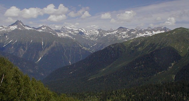 Горы Сванетии. Фото: Kakha Kakhidze - P7300031 https://ru.wikipedia.org/