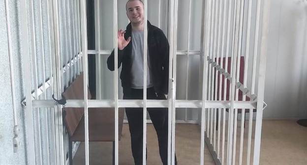 Аскер (полное имя - Аскербий) Хамуков на заседании Хорошевского райсуда Москвы, 23 марта 2020 года. Фото Рамзана Узуева.
