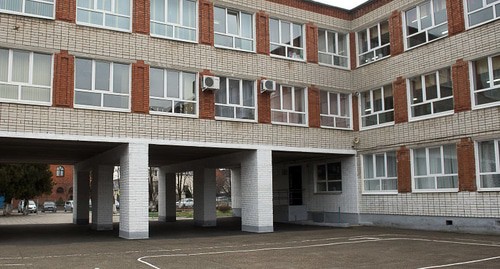 Школа. Фото Елены Синеок, Юга.ру
