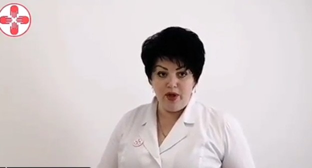 Юлия Волкова. Кадр видео АЛЬЯНС ВРАЧЕЙ Краснодарский край
@JuliaAlyans https://twitter.com/JuliaAlyans/status/1242842389846376451
