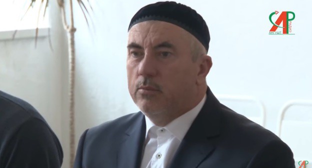 Имам Хизир Цолоев. Скриншот с видео https://www.youtube.com/watch?v=UqV98PVb0V0
