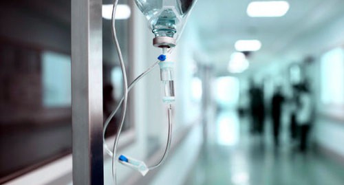 Капельница. Фото пресс-службы Минздрава Армении