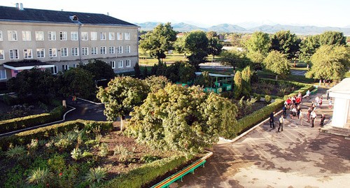 Село Нартан Чегемского район КБР. Фото Siseys https://ru.wikipedia.org/wiki/Нартан#/media/Файл:Нартан.jpg Село Нартан Чегемского район КБР. Фото Siseys https://ru.wikipedia.org/wiki/Нартан#/media/Файл:Нартан.jpg