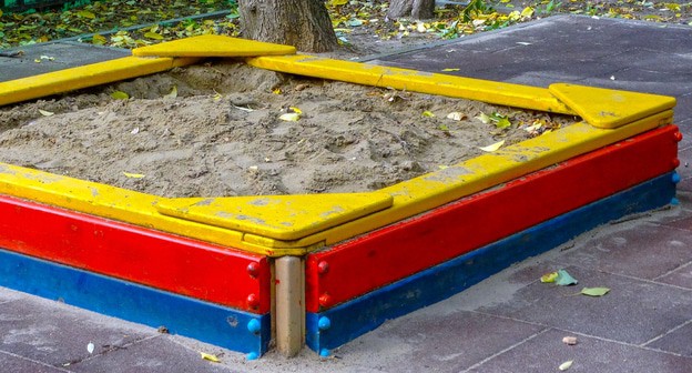 Детская песочница. Фото Нины Тумановой для "Кавказского узла"