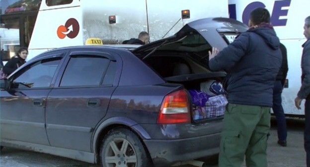 Отправка беженцев из Еревана в Степанакерт. Фото пресс-службы Минобороны России. http://mil.ru/russian_peacekeeping_forces/news/more.htm?id=12340385@egNews