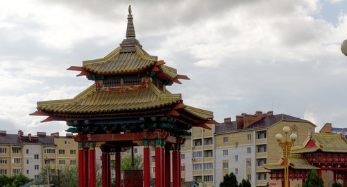 Элиста, Калмыкия. Фото 
Alexxx1979 https://ru.wikipedia.org/wiki/Калмыкия 