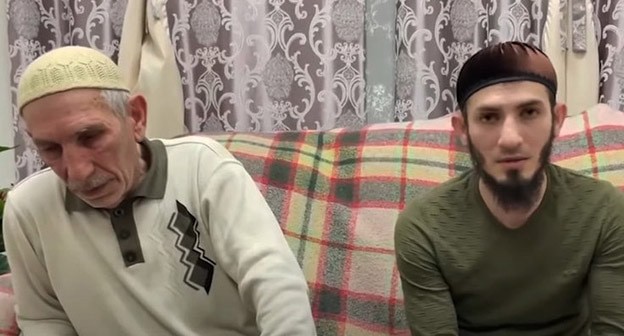 Родственники Аурбиева. Скриншот видео " 
МИР НЕ БЕЗ НОВОСТЕЙ" ://www.youtube.com/watch?v=ihzBXXr3cF4