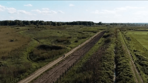 Участок ирано-азербайджанской границы. Стоп-кадр видео Погранслужбы Азербайджана, https://youtu.be/kcEkcvCNsS4